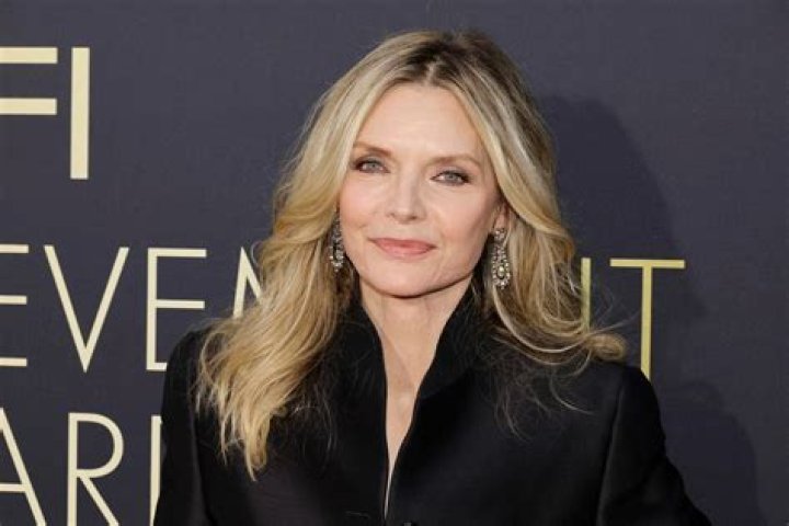 Actresses Over 50 Who Deserve More Roles Black actresses, Beautiful