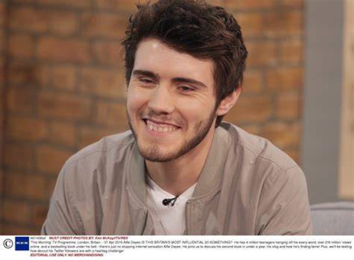 Alfie Deyes (Youtuber) Wiki, Bio, Height, Weight, Wife, Dating, Baby