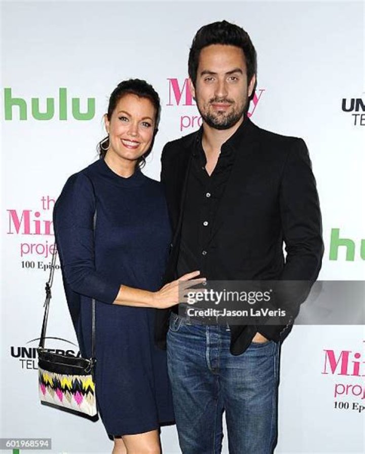 Bellamy Young and Ed Weeks are 'dating' as he was seen 'whispering in