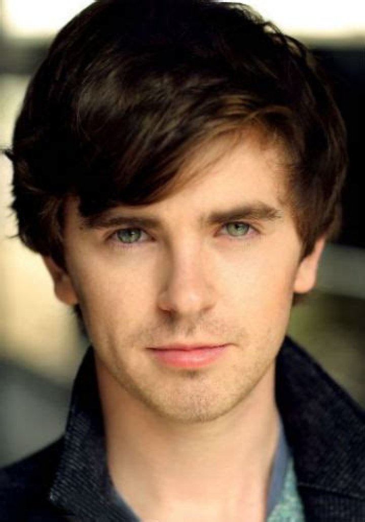 Bertie Highmore BioWiki, Age, Height, Brother, Wife, Net Worth, Movies
