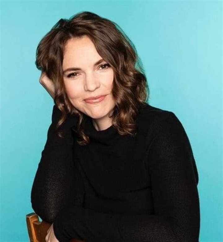 Beth Stelling Net Worth, Age, Height, Bio, Birthday, Wiki!