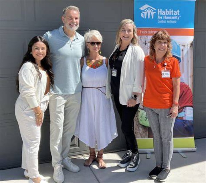 Board Members Brenda & Kurt Warner Treasure House