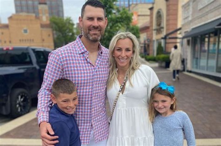 Brittany Hartman Age, Chad Henne, Kids, Net Worth