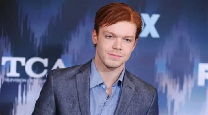 Cameron Monaghan Height, Weight, Age, Affairs, Family, Biography, Facts