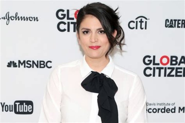 Cecily Strong Net Worth