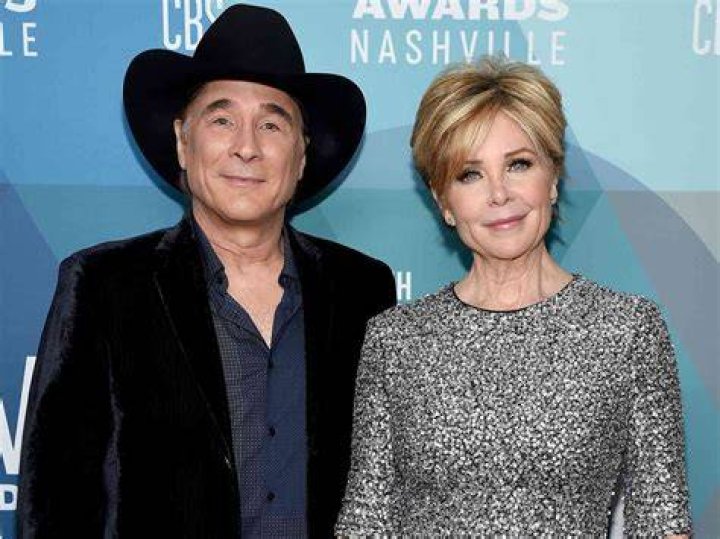 Clint Black and Lisa Hartman Black Get to Know Your Favorite Country