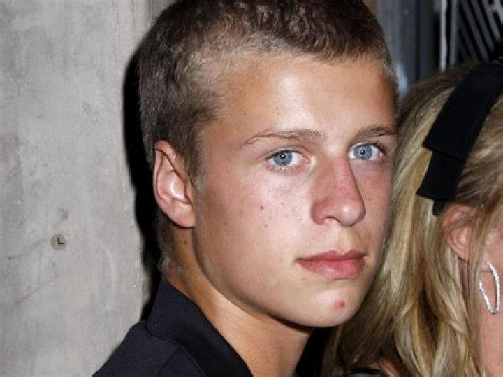 Conrad Hilton Sentenced To 60 Days In Jail Rave It Up