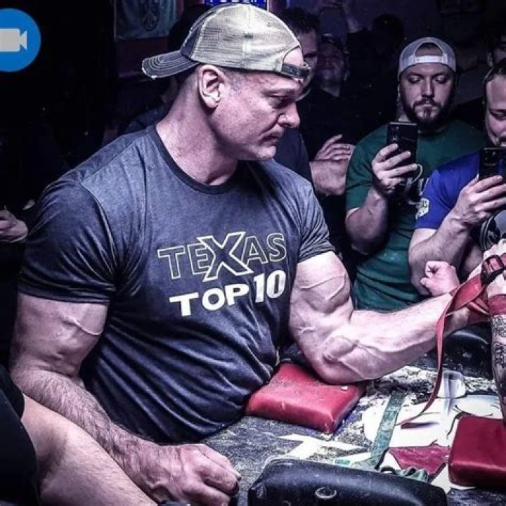 Devon Larratt Best Arm Wrestler Diet & Strength Tips
