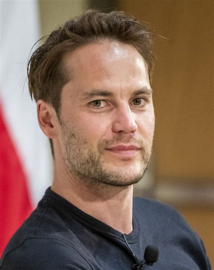 Did Taylor Kitsch really Engage? Taylor Kitsch
