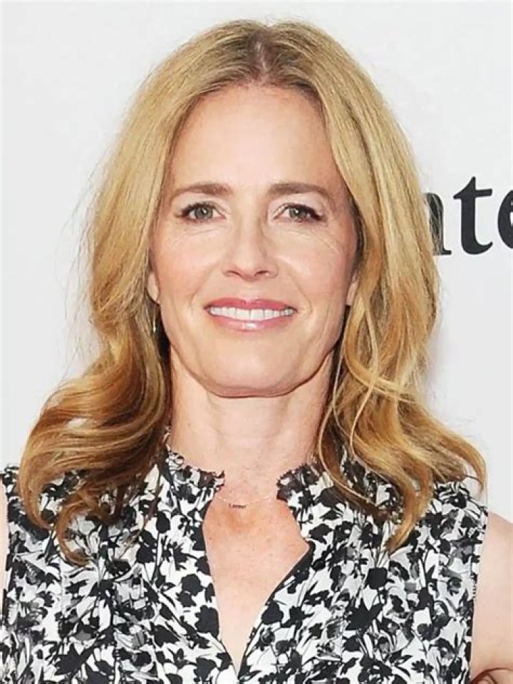 Elisabeth Shue Bio Age Net Worth Married Husband Divo vrogue.co