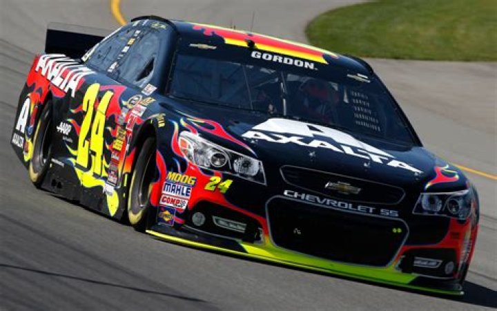 Exclusive NASCAR Champ Jeff Gordon Talks Marriage