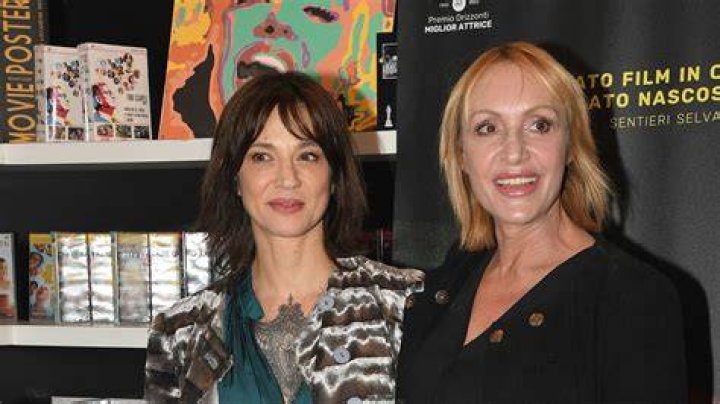 Fiore Argento a L'Isola dei Famosi fa preoccupare sua sorella Asia Argento