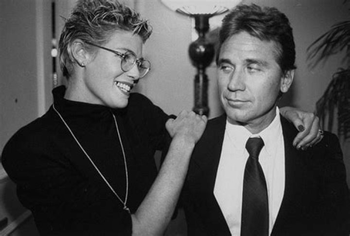 Fred Tillman Where is Kelly McGillis' exhusband Now? Dicy Trends