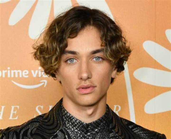 Gavin Casalegno 12 facts about The Summer I Turned Pretty actor you