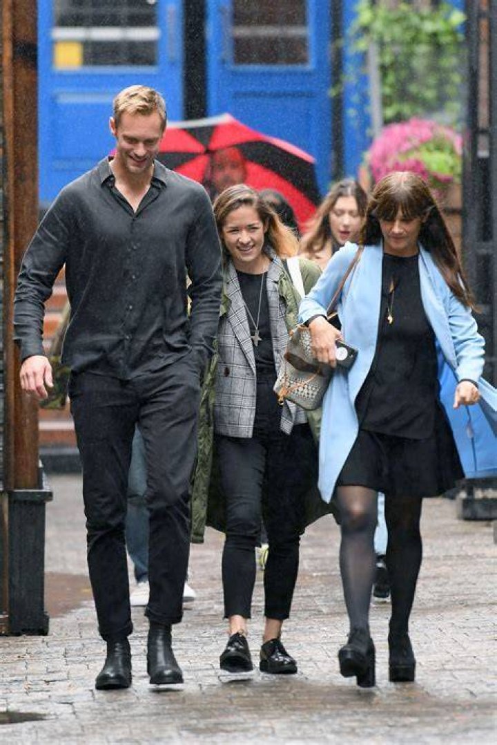 Hello Daddy! Alexander Skarsgard Seen Cuddling Newborn Baby