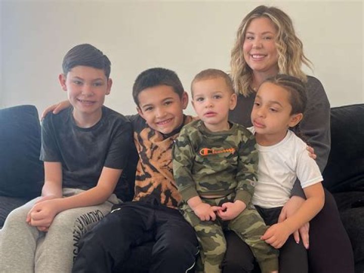 How many kids does Dog the Bounty Hunter have and what are their names?