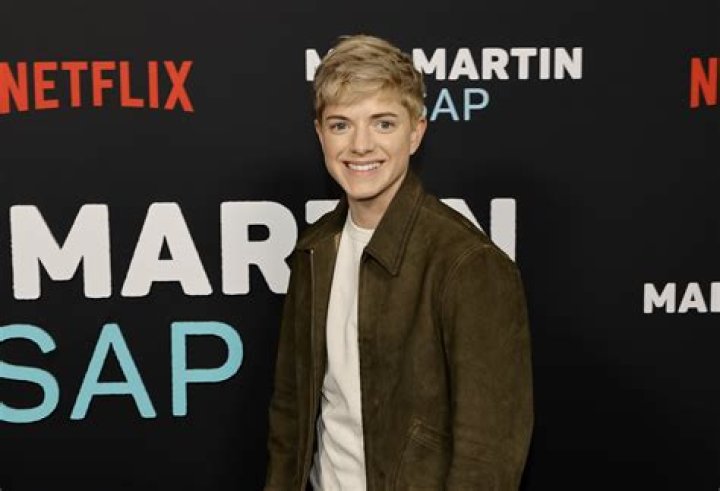 Is Elliot Page Mae Martin's Partner? More about Their Relationship