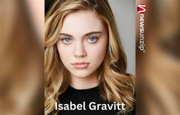 Isabel Gravitt Wikipedia, Age, Bio, Height, Boyfriend, Instagram