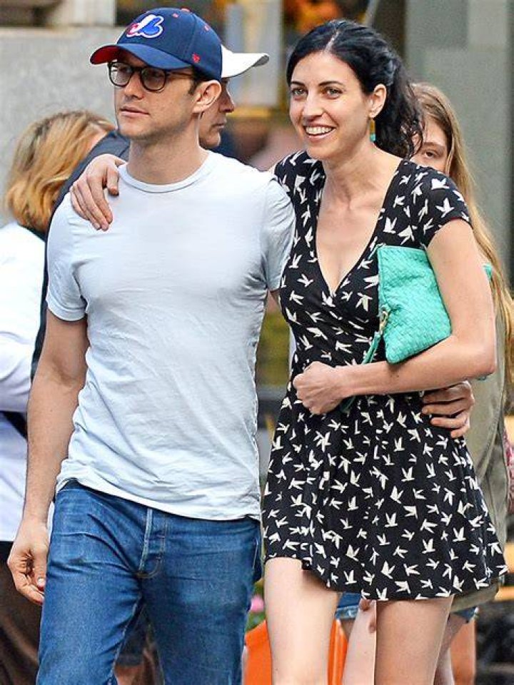 Joseph GordonLevitt Marries Tasha McCauley Couples, Marriage