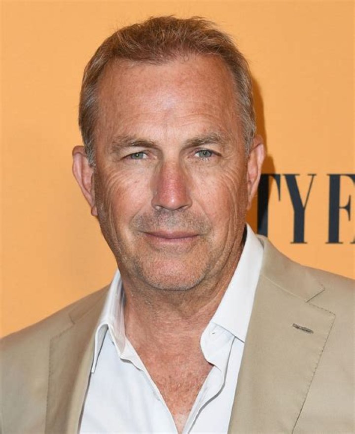 Kevin Costner's Wife Wants Him To Quit Yellowstone