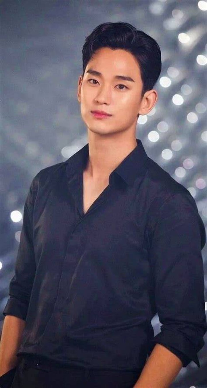 Kim Soo Hyun Age Kim Soo Hyun Birthday Real Name Age Weight Vrogue