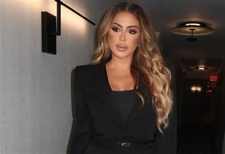 Larsa Pippen Height How Tall is Larsa Pippen? High School of Posts