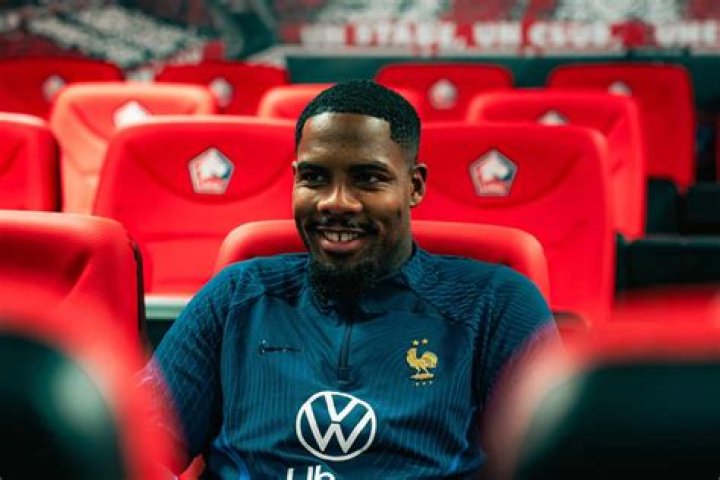 Le MO de Mike Maignan Bondamanjak