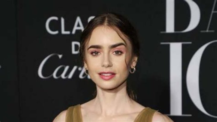 Lily Collins Net Worth, Hollywood Career, Endorsements, Boyfriend