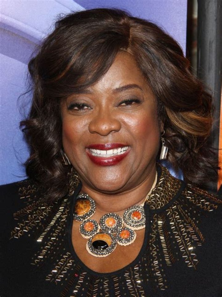 Loretta Devine's Net Worth, Age, Husband, Children, Biography