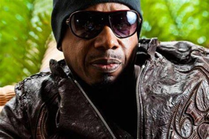MC Hammer Birthday 10 Facts About the Rapper on His 50th Birthday