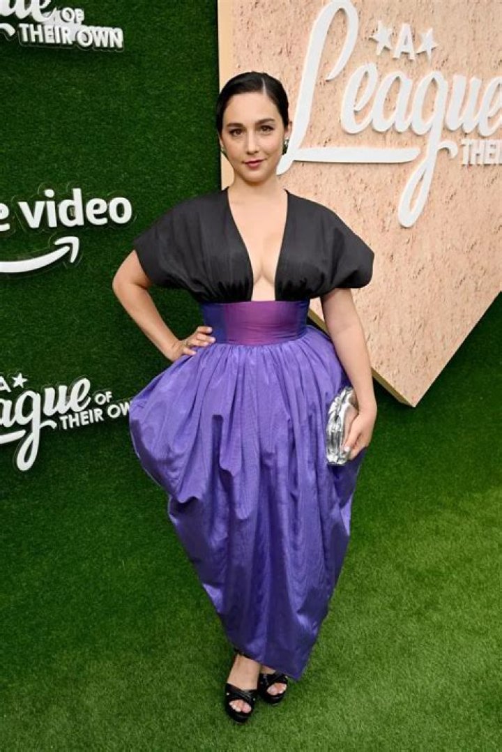 Molly Ephraim Hot Bikini Images, Sexy Photos & Videos