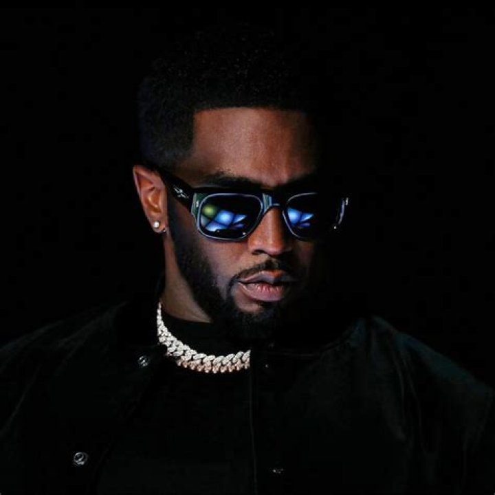 Nov 28, 1997 Puff Daddy and the Family at USAir Arena Landover