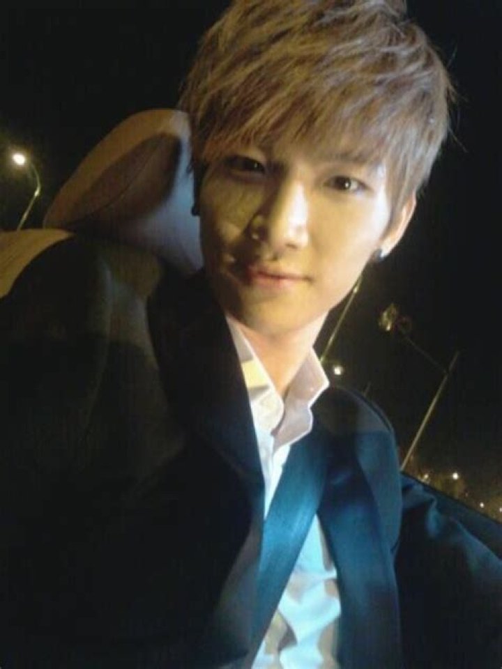 Pin on Roh Ji Hoon