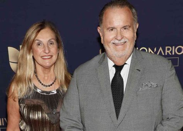 Raúl de Molina y su esposa casi se quedan sin aire tras pasar 40