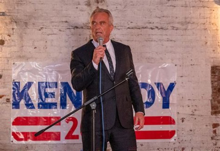 Robert F. Kennedy Jr. apologizes for "holocaust" comment in vaccine