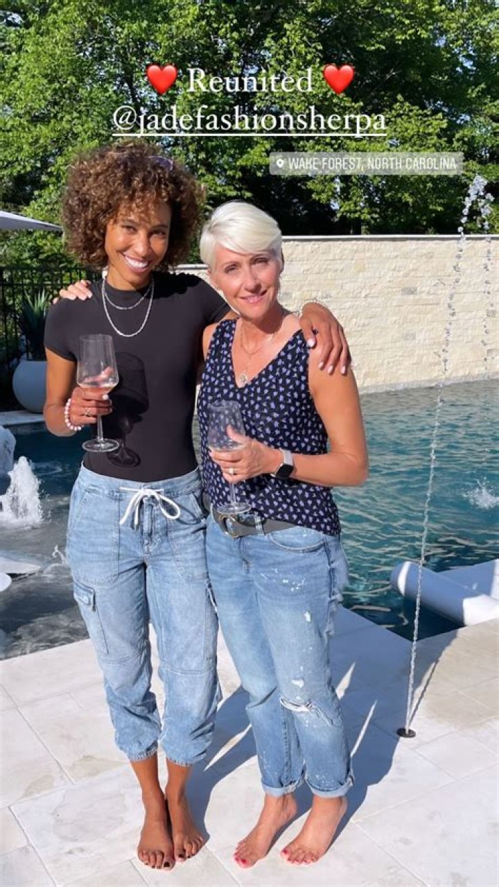 Sage Steele Feet (3 images)