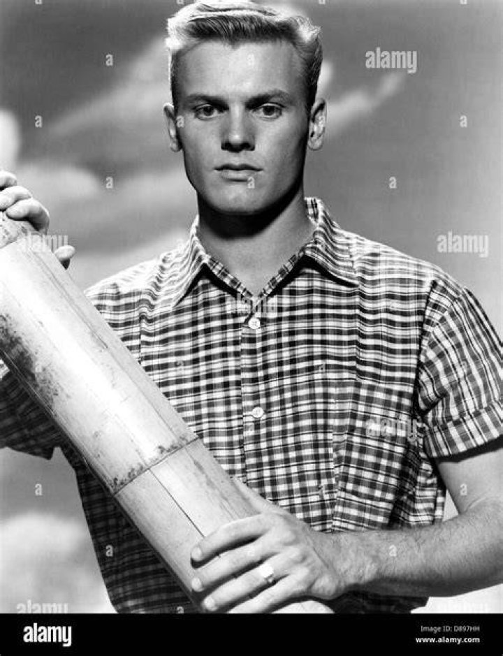 Tab Hunter, 'Damn Yankees!' star, has died at age 86 CTV News
