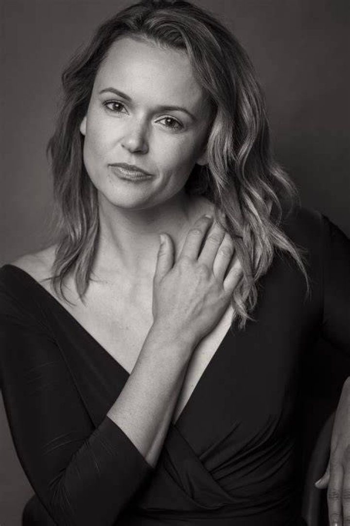 Tara Wilson Actress Gallery