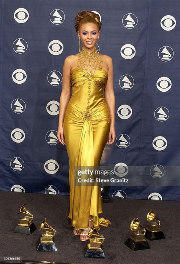 The 46th Annual GRAMMY Awards Backstage, Feb 8, 2004 Snoop dogg