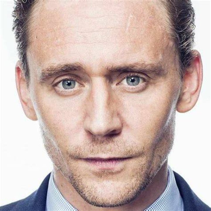 Tom Hiddleston Hamilton Hodell