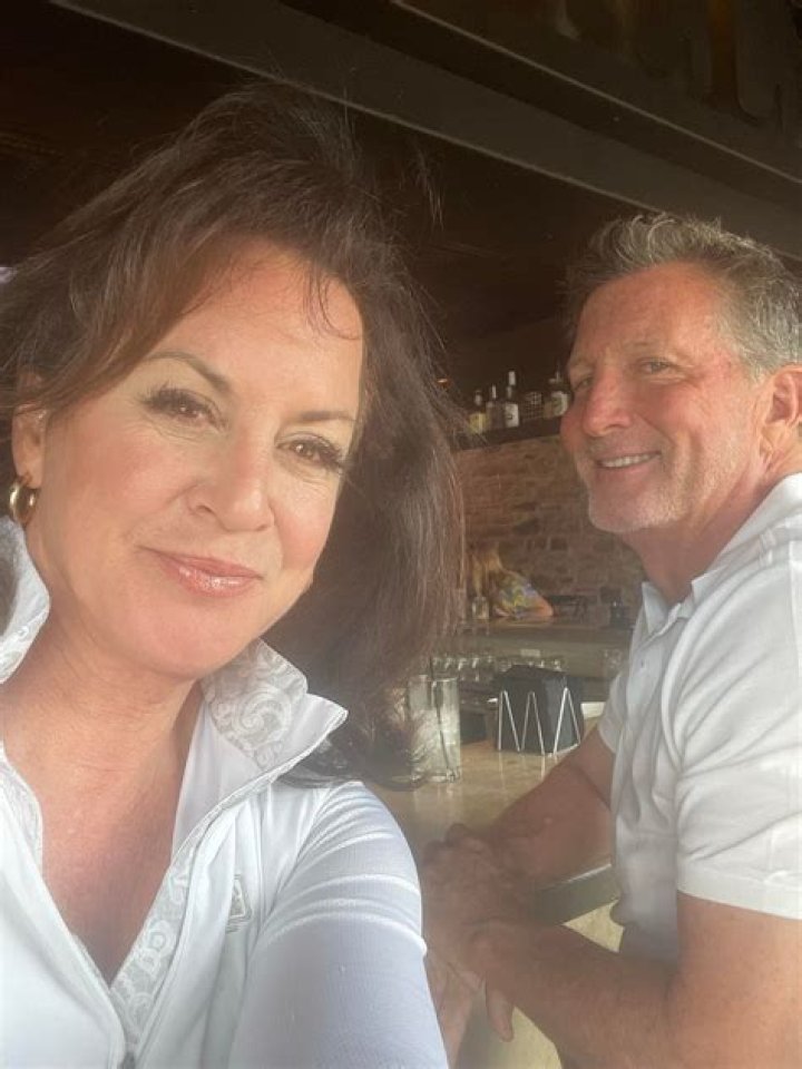 Ursula Pari Wikipedia, Age, Married, Daughter, Husband, KSAT 12 Bio