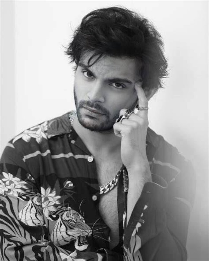 Veer Pahariya biography, wiki, age, father, girlfriends, net worth