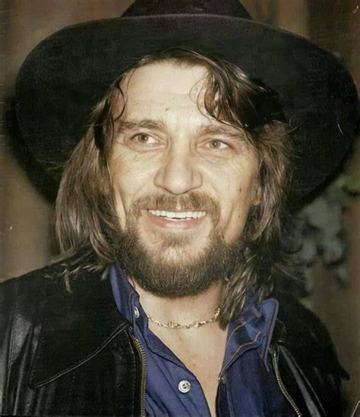 Waylon Jennings Starside Relics