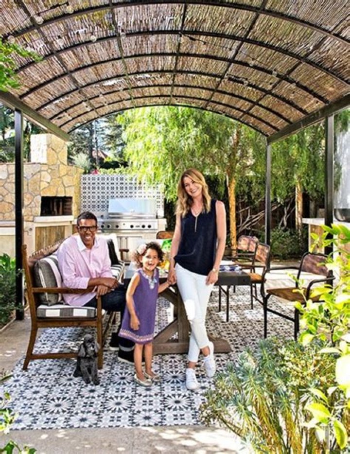 Where Does Ellen Pompeo Live? See Photos Inside Her L.A. Home
