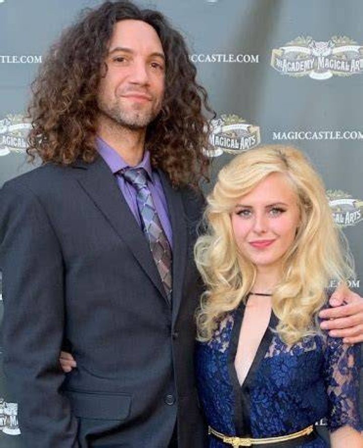 Who is Dan Avidan's girlfriend Ashley Anderson? Secret love story of