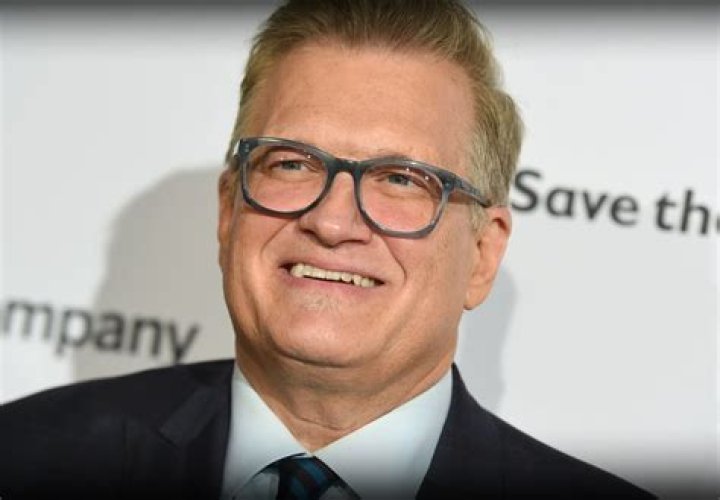 Who is Drew Carey's Girlfriend in 2022? Power Of 10 Host's Love