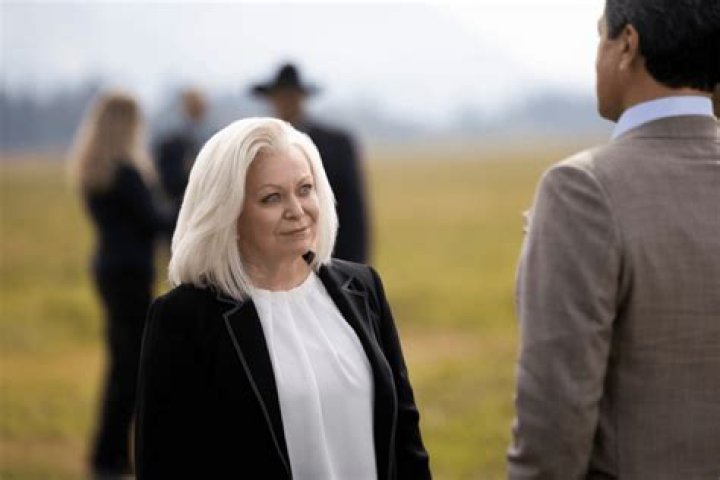 Who Plays Caroline Warner on Yellowstone? Is it Sally Struthers?
