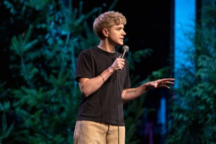 Why Mae Martin Called Out Dave Chappelle in Their Netflix Special